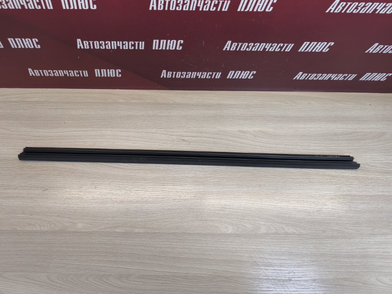 Уплотнитель стекла двери внутренний