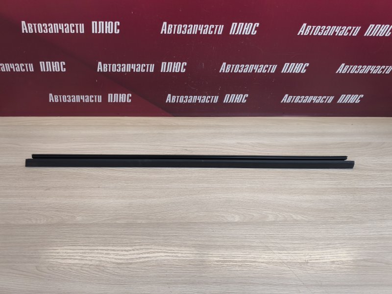 Уплотнитель стекла двери внутренний