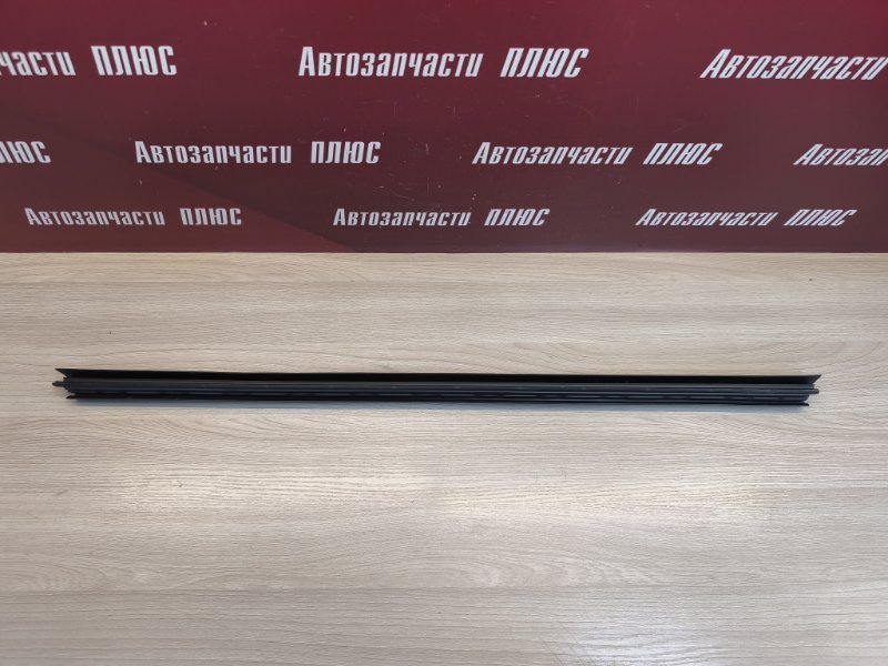 Уплотнитель стекла двери внутренний