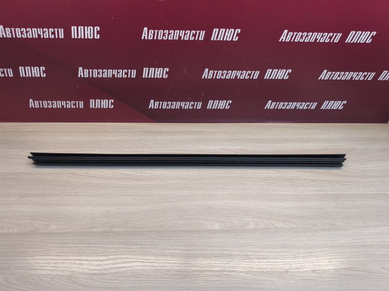 Уплотнитель стекла двери внутренний