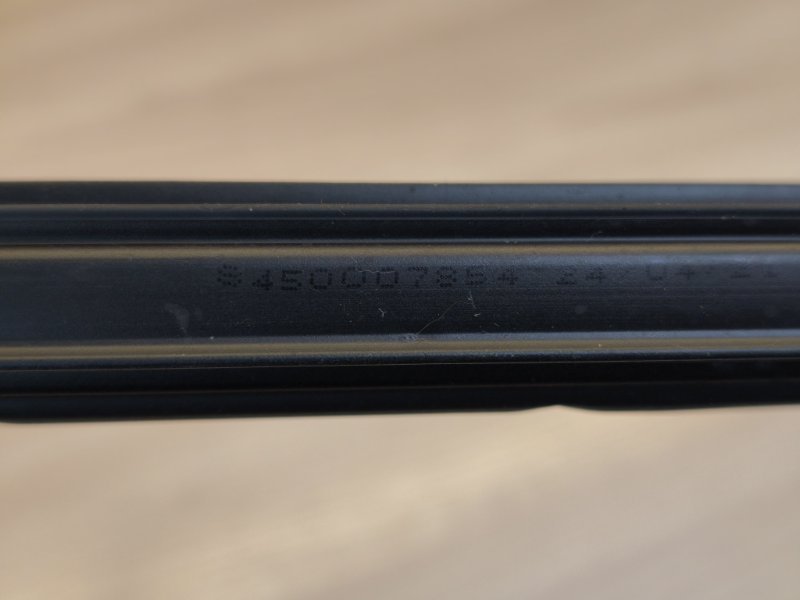 Уплотнитель стекла двери внутренний