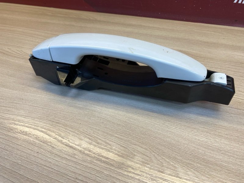 Ручка двери внешняя