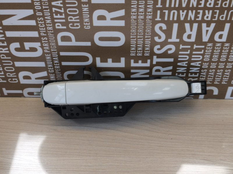 Ручка двери внешняя