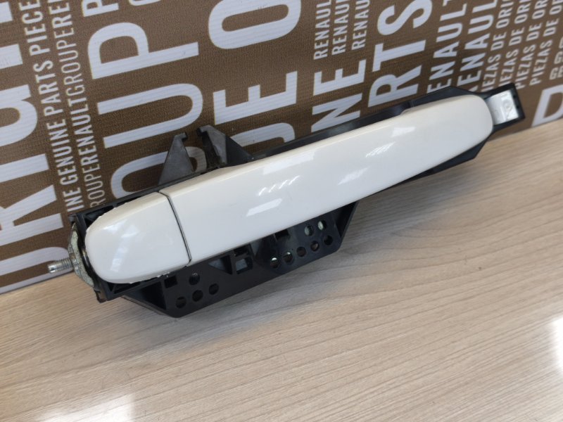 Ручка двери внешняя