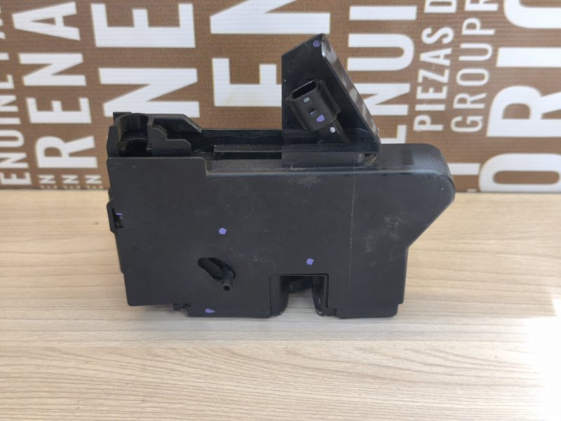 Замок      двери