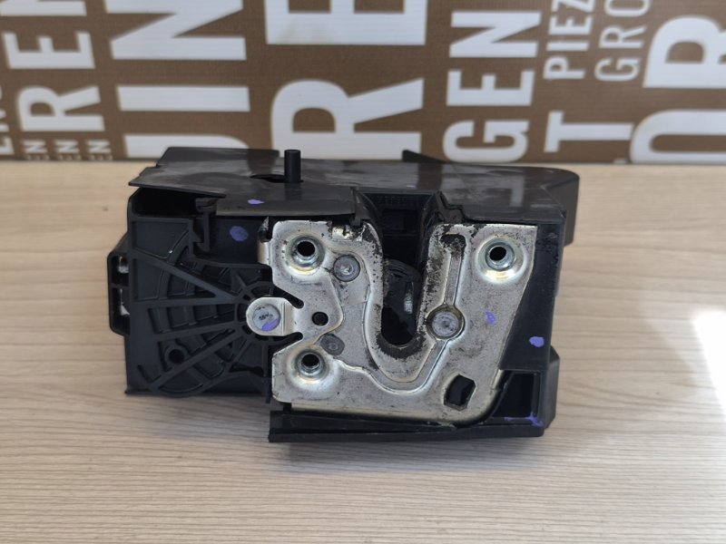 Замок      двери