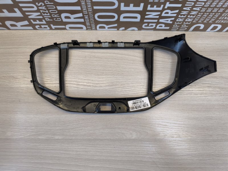 Рамка магнитолы