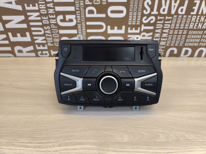 Магнитола штатная