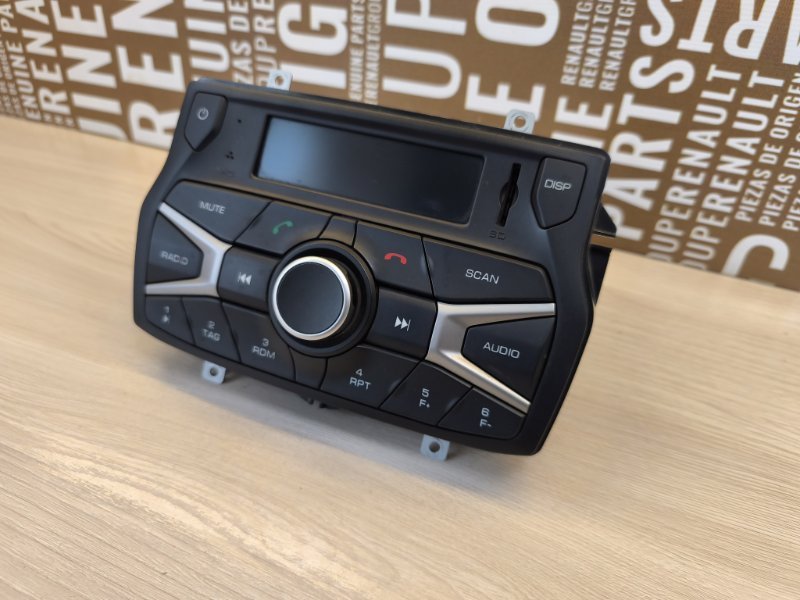 Магнитола штатная