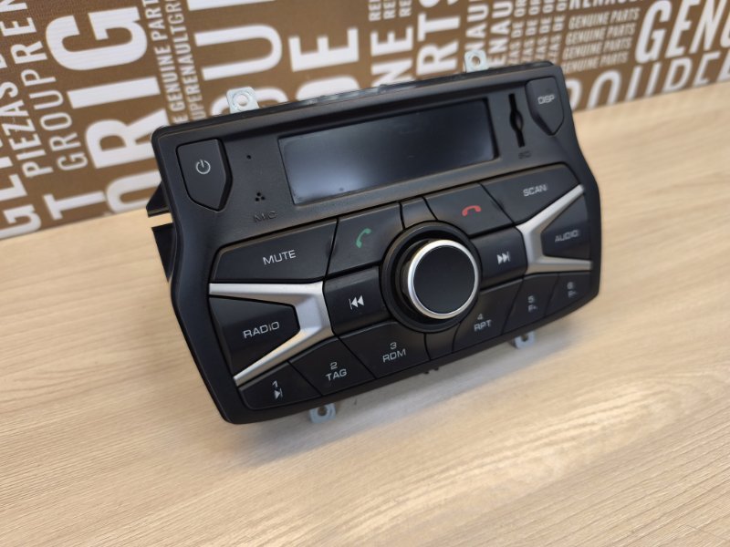 Магнитола штатная