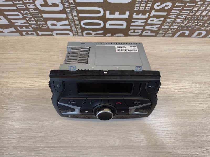 Магнитола штатная