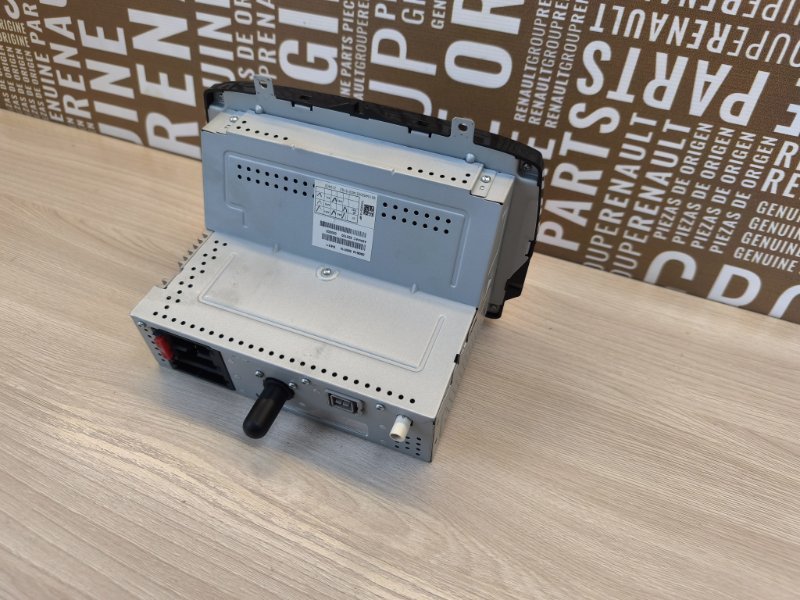 Магнитола штатная