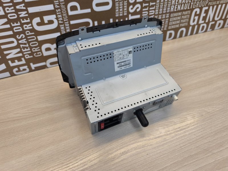 Магнитола штатная