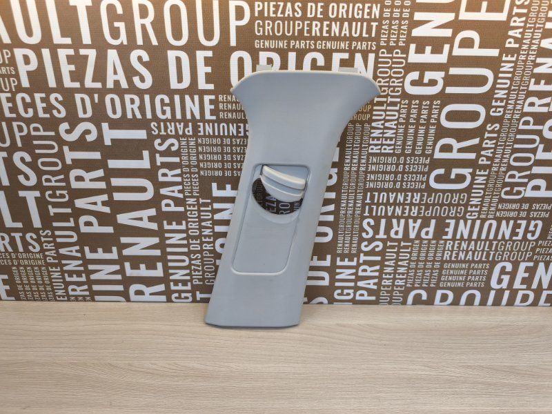 Обшивка средней стойки