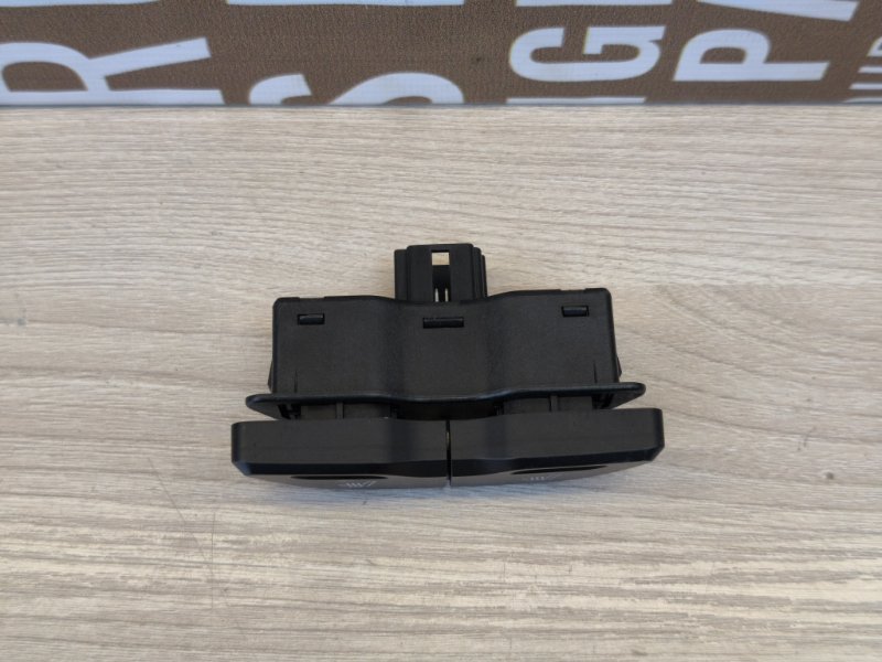 Блок управления подогревом сидений