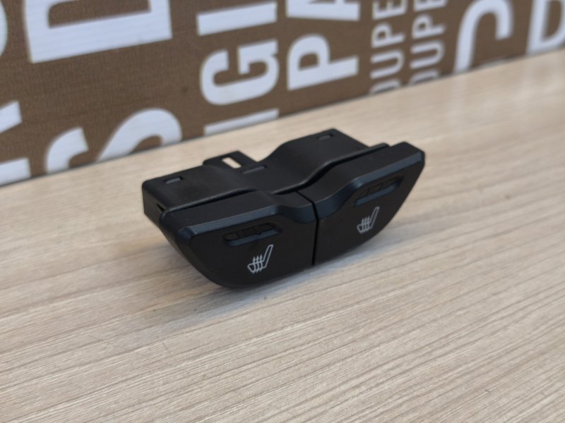 Блок управления подогревом сидений