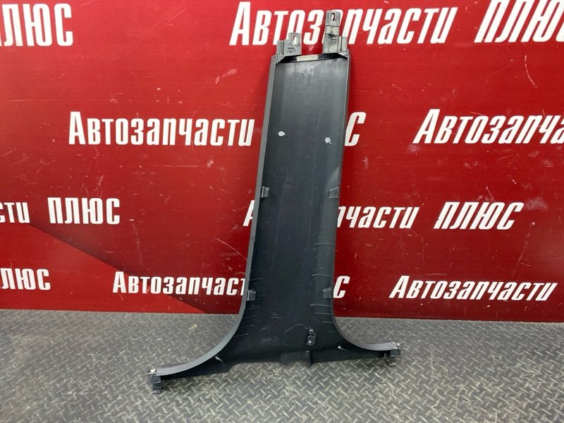 Обшивка средней стойки