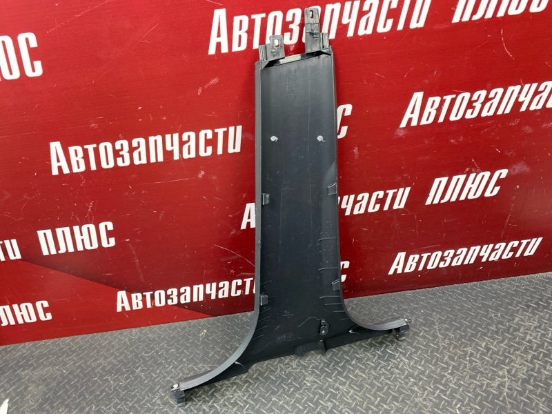 Обшивка средней стойки