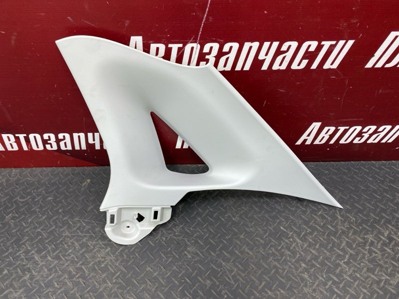 Обшивка      стойки