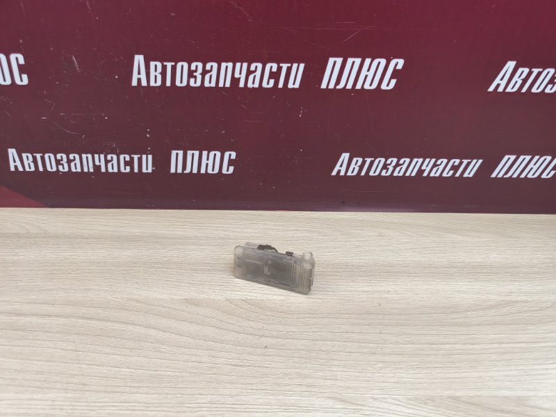 Плафон подсветки багажника