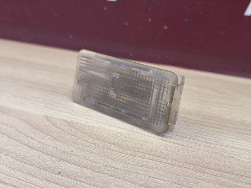 Плафон подсветки багажника