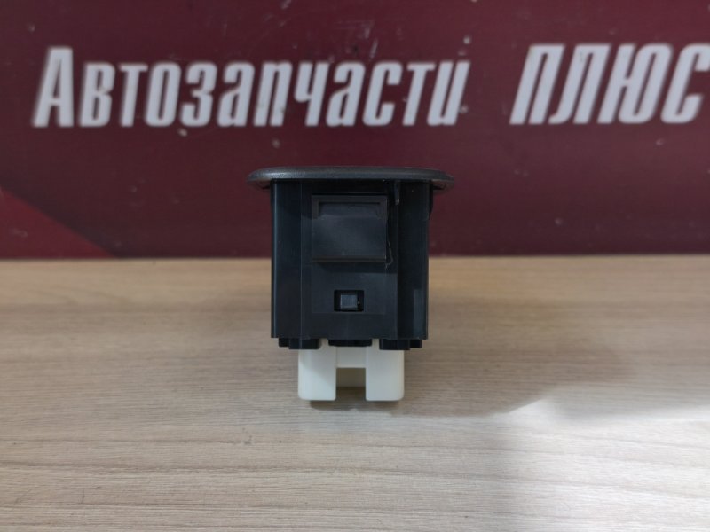 Кнопка стеклоподъемника