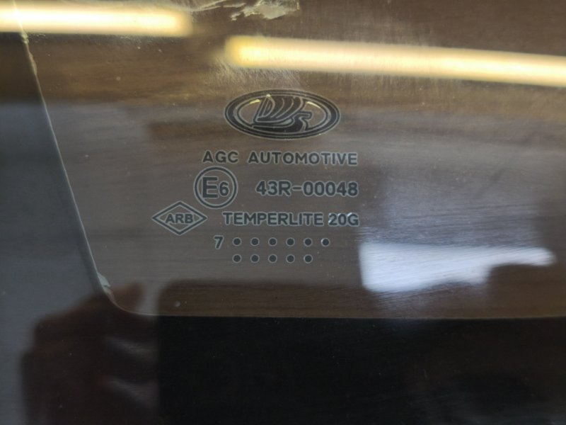 Форточка кузова