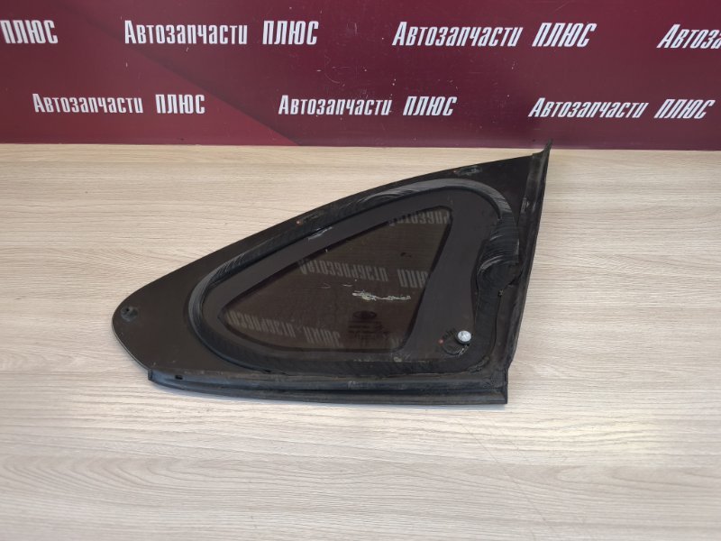 Форточка кузова