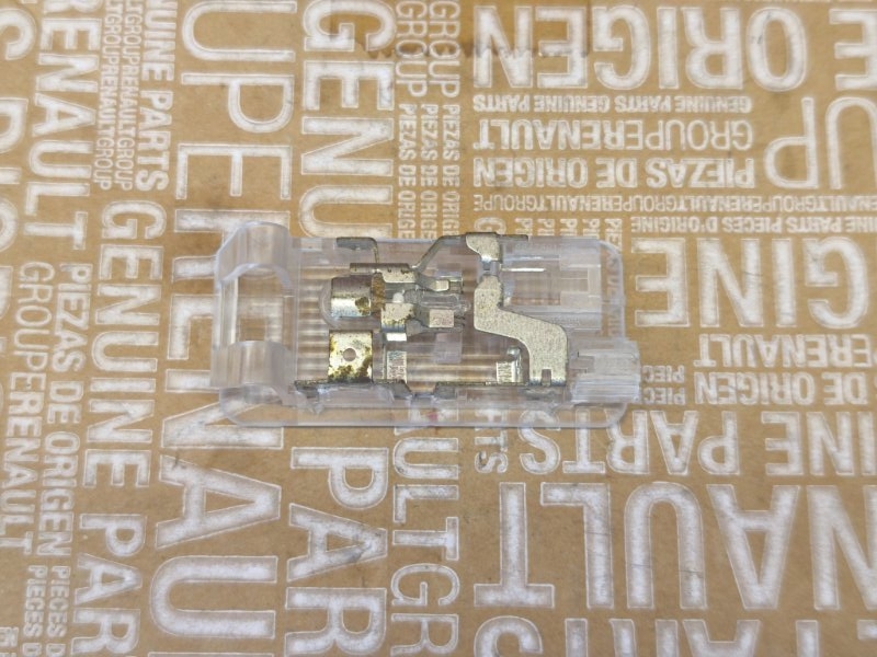 Плафон подсветки багажника