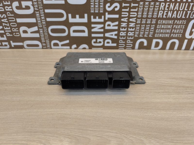 Блок управления двигателем