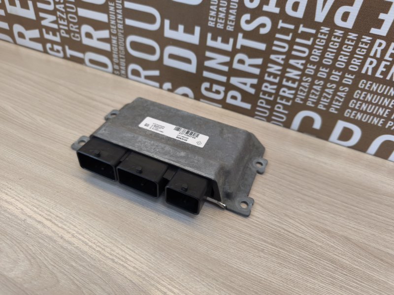 Блок управления двигателем