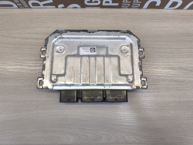 Блок управления двигателем