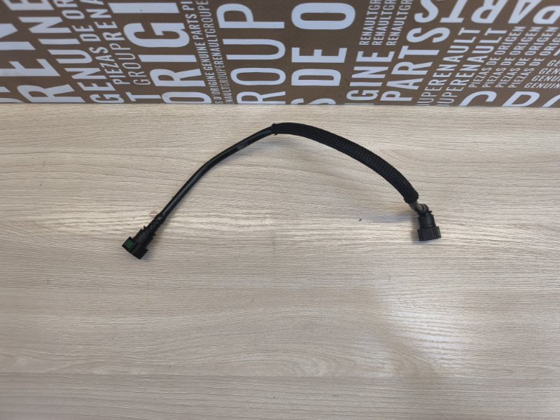 Трубка топливная