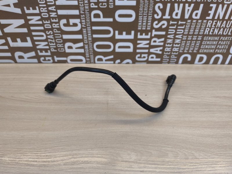 Трубка топливная