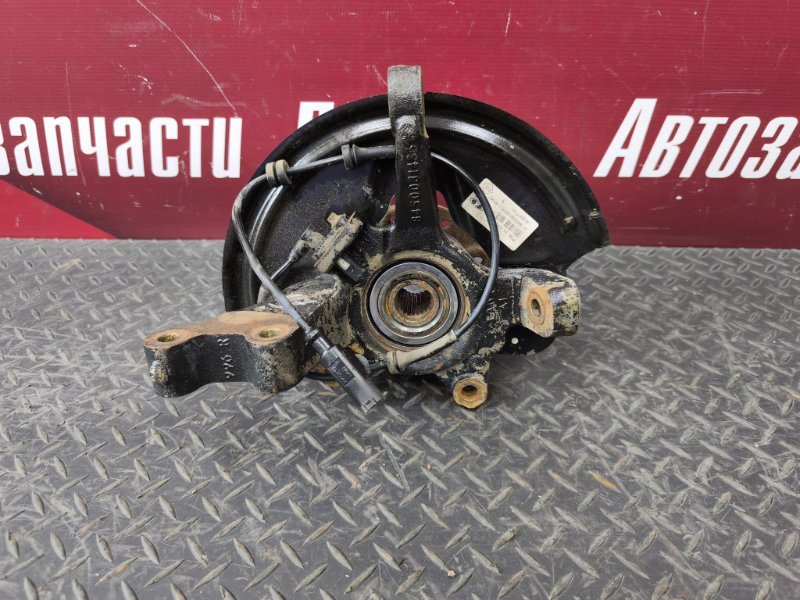 Кулак поворотный