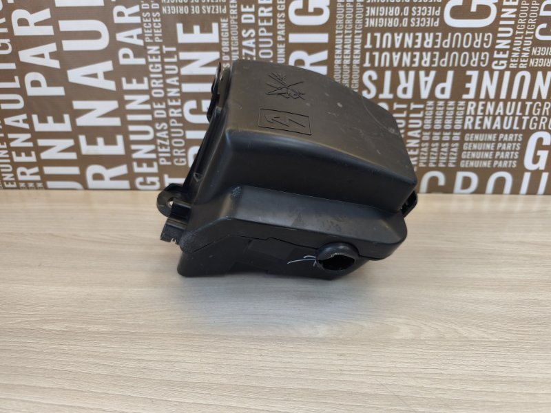 Корпус блока предохранителей