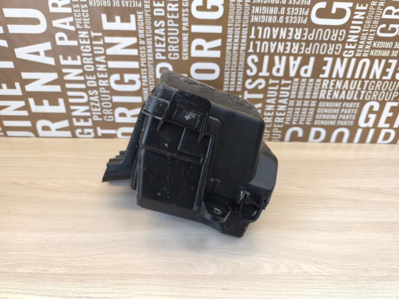 Корпус блока предохранителей