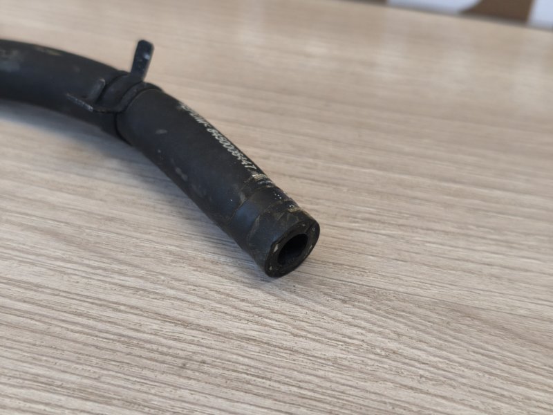 Шланг расширительного бачка