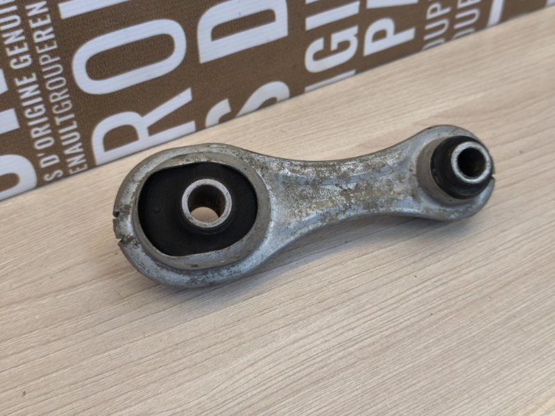 Опора двигателя