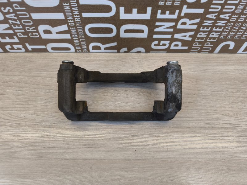 Скоба   суппорта