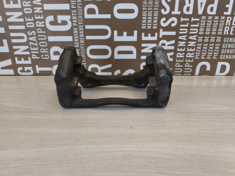 Скоба   суппорта