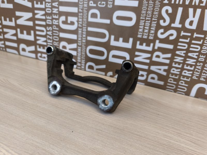 Скоба   суппорта