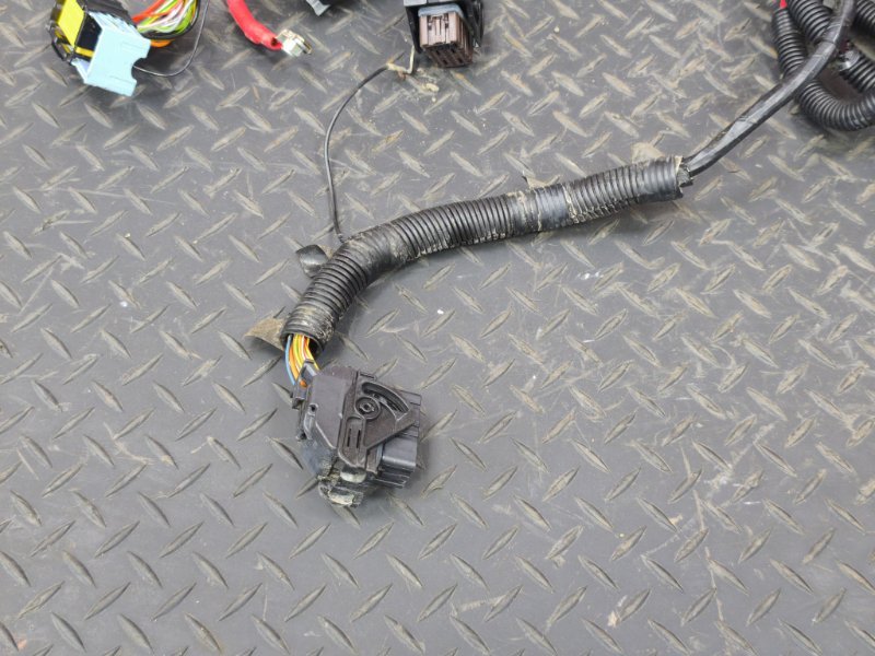 Проводка подкапотная