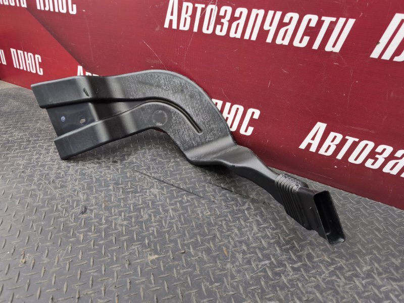 Воздуховод салона