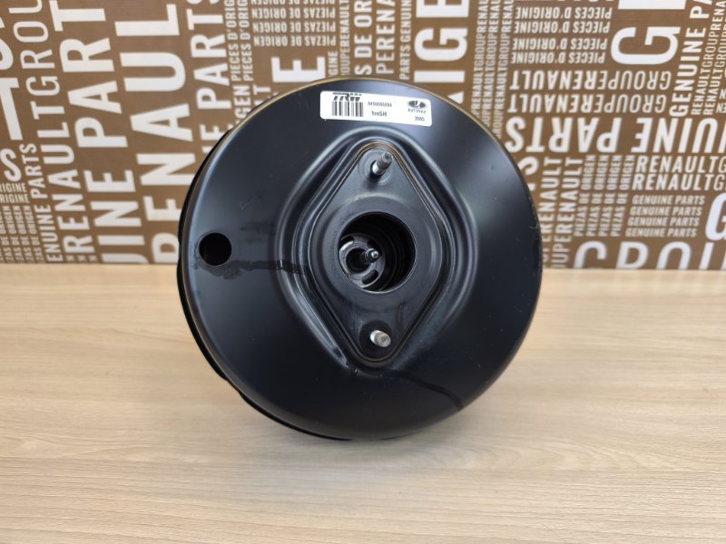 Вакуумный усилитель тормозов