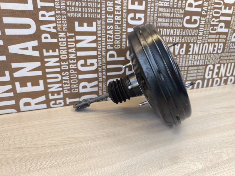 Вакуумный усилитель тормозов