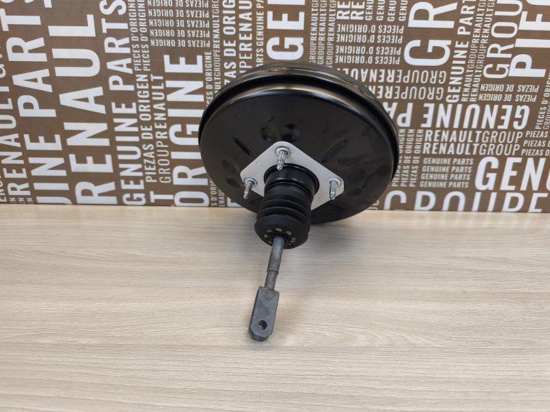 Вакуумный усилитель тормозов