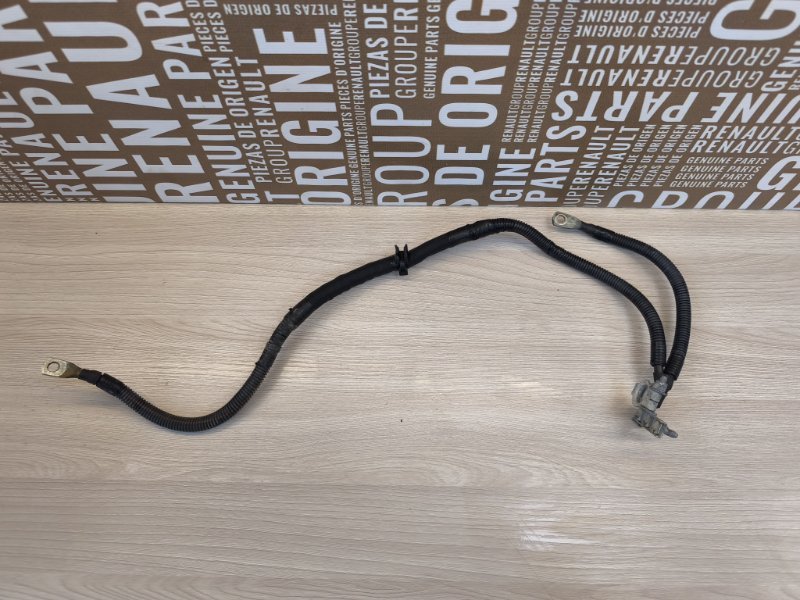 Клемма аккумулятора (минусовая)