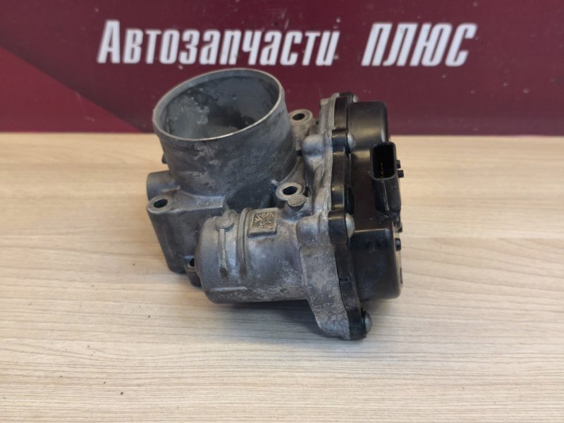 Дроссельная заслонка