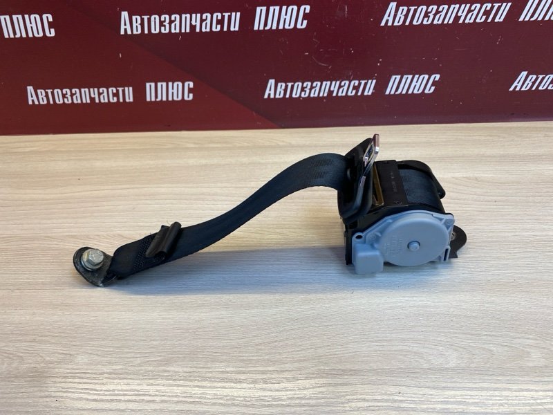 Ремень безопасности